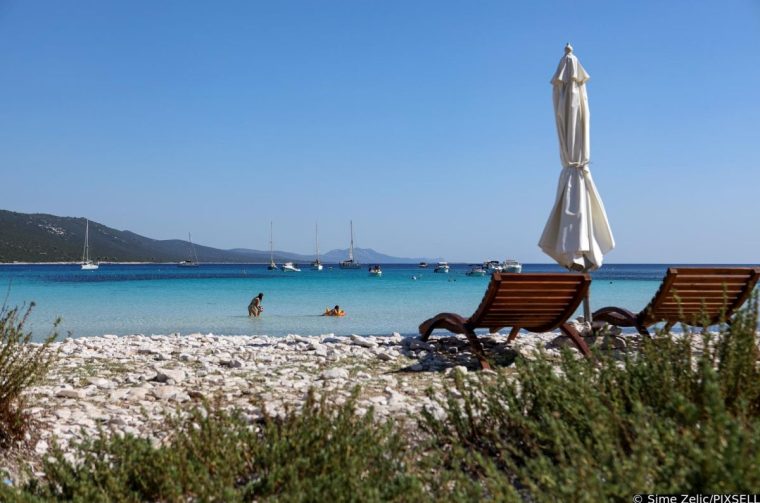Pješčana plaža Sakarun  Photo: Sime Zelic/PIXSELLna Dugom otoku